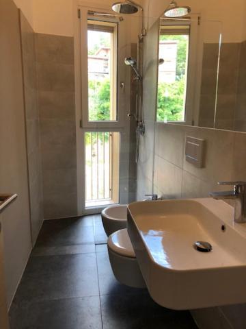 Ferienwohnung 瓦雷泽 外观 照片